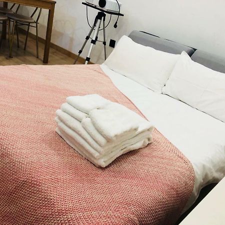 Henry'S Apartment - South Maoming Road Shanghai Esterno foto