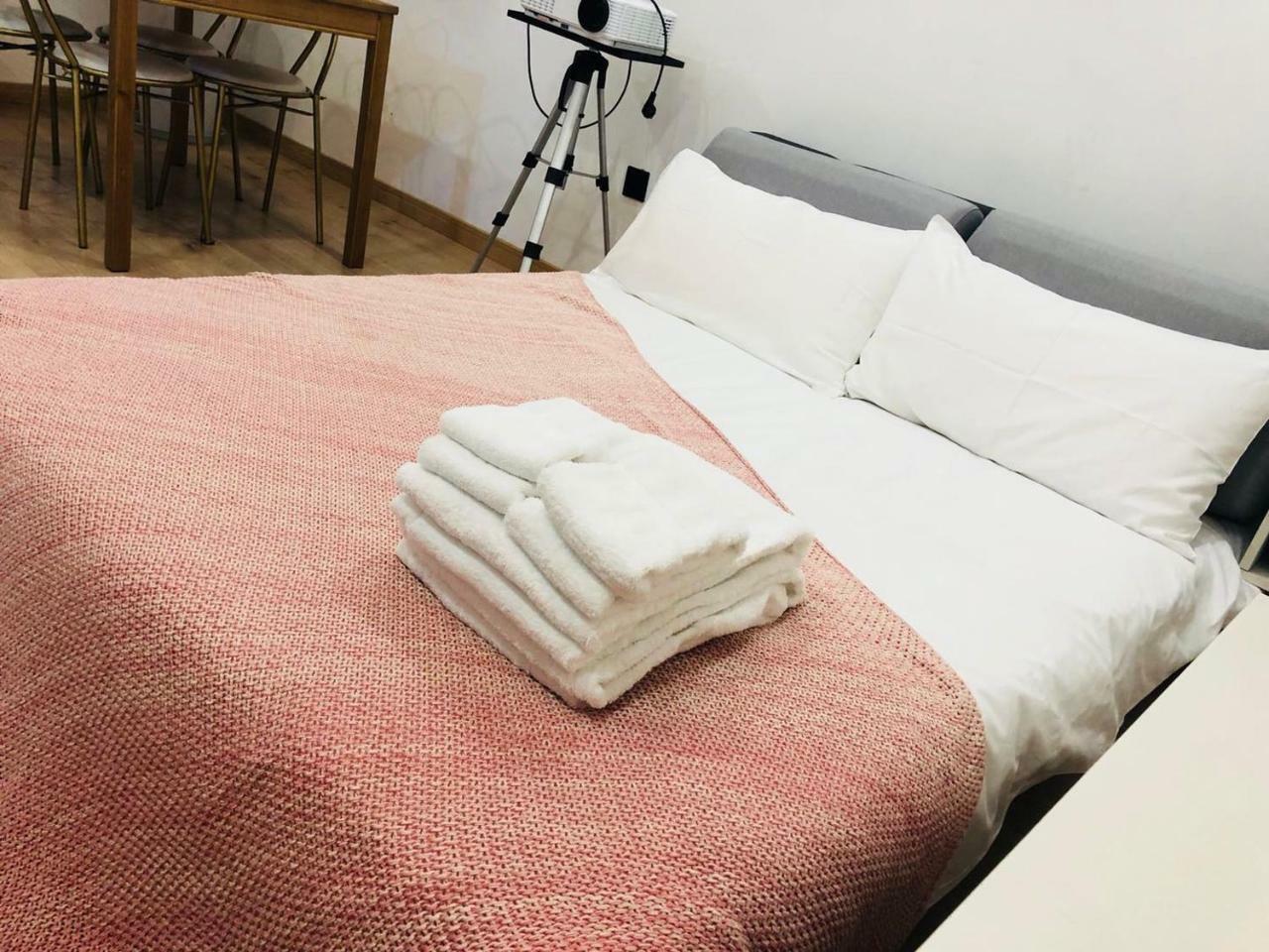 Henry'S Apartment - South Maoming Road Shanghai Esterno foto