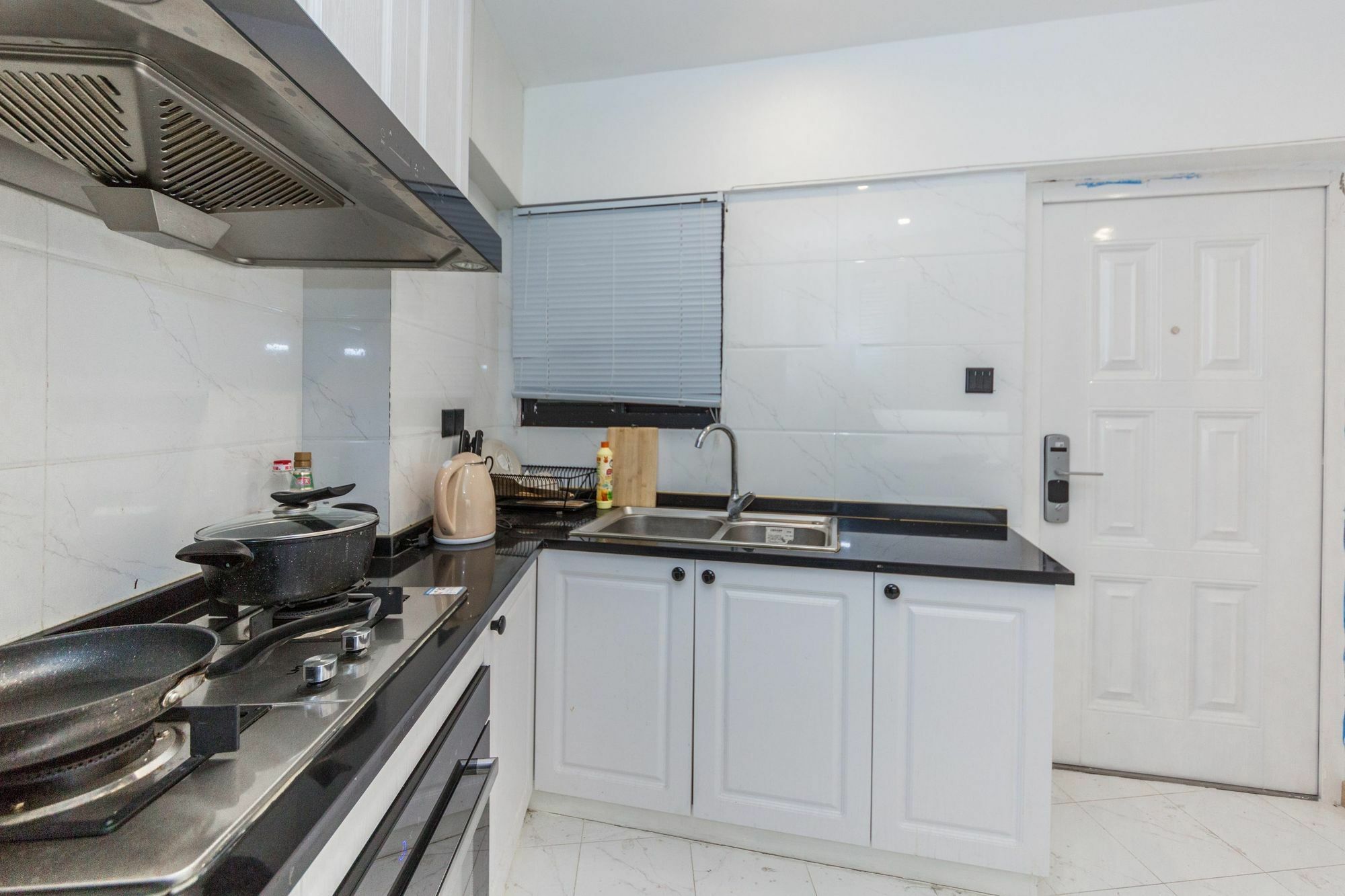 Henry'S Apartment - South Maoming Road Shanghai Esterno foto